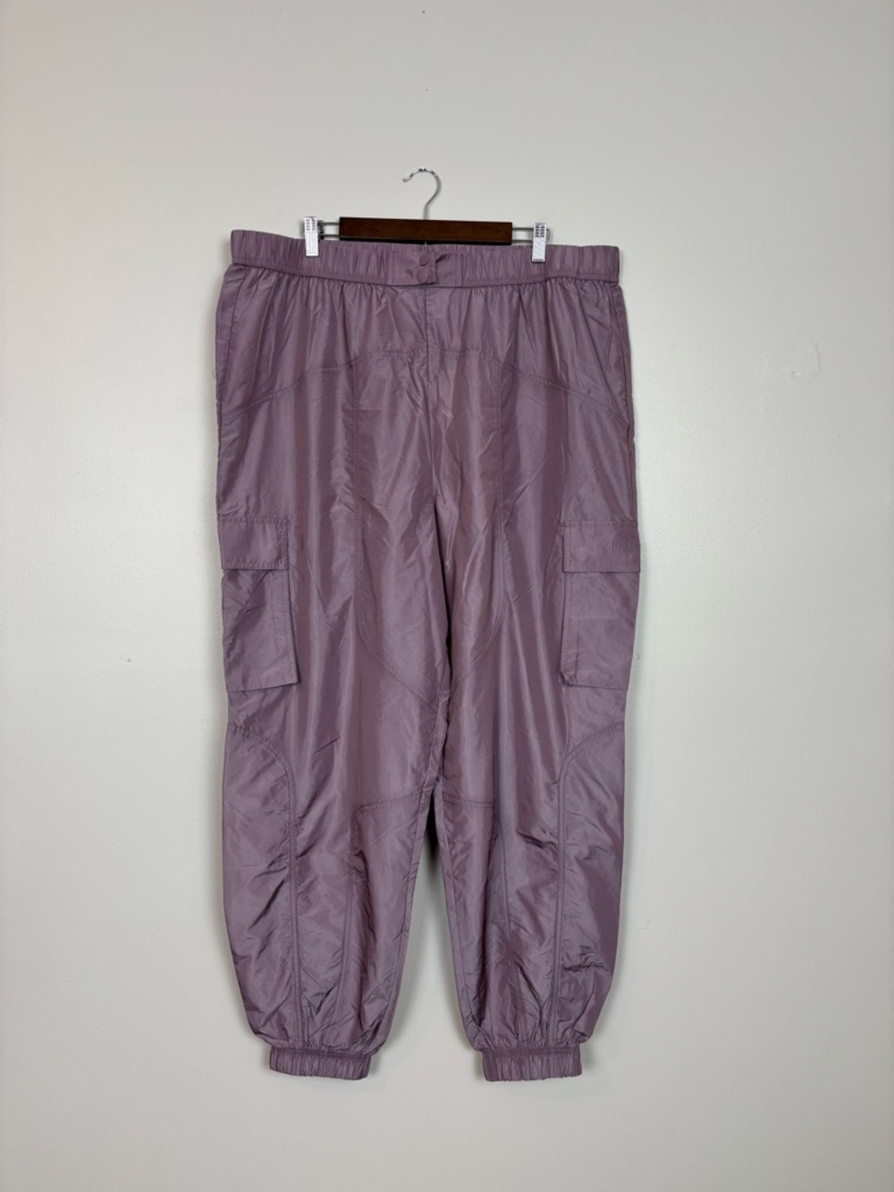 Fabletics Parachute Pants Womens XXL/1X/14-16 in Purple Cargo Joggers